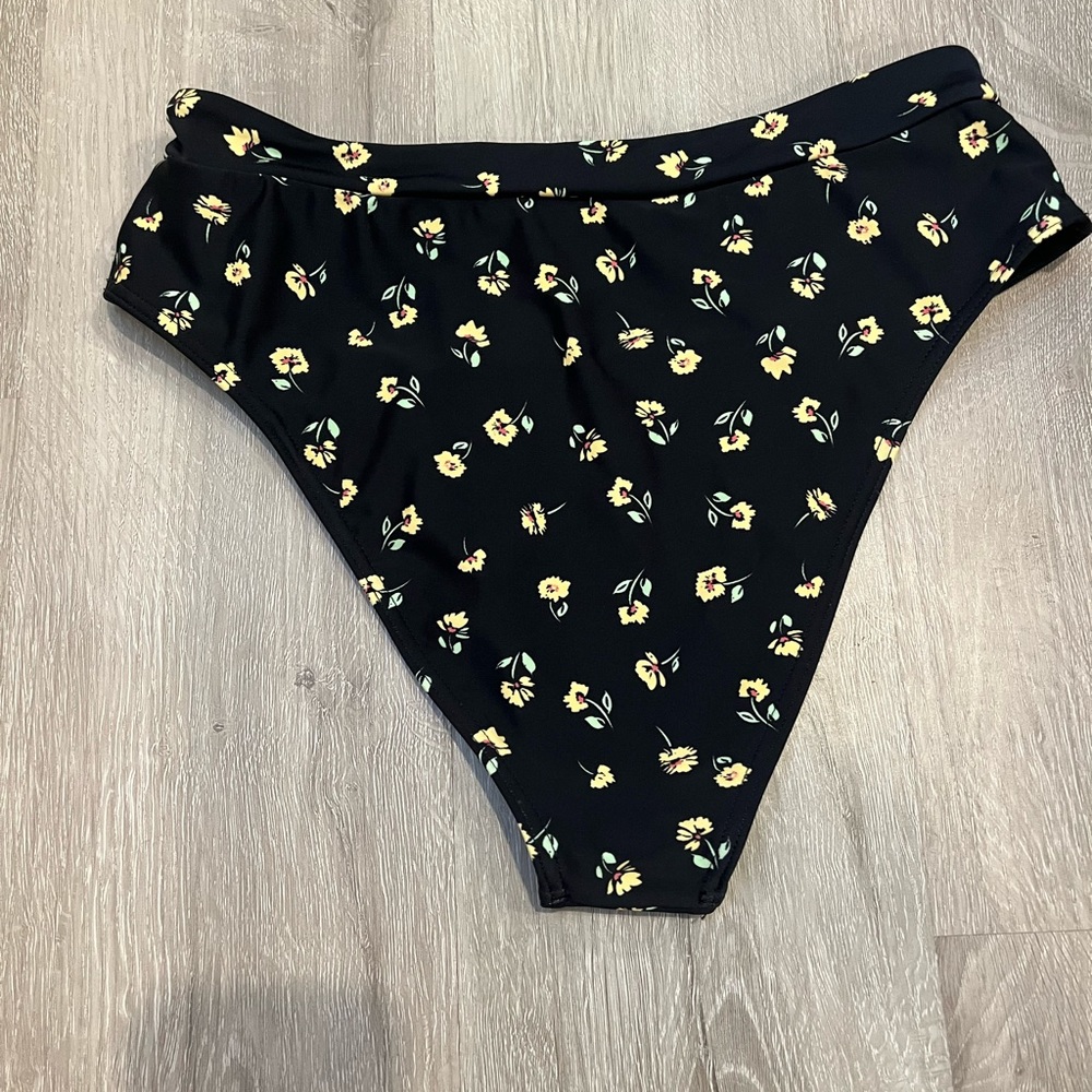 Tilly’s Swim Bottoms | Medium